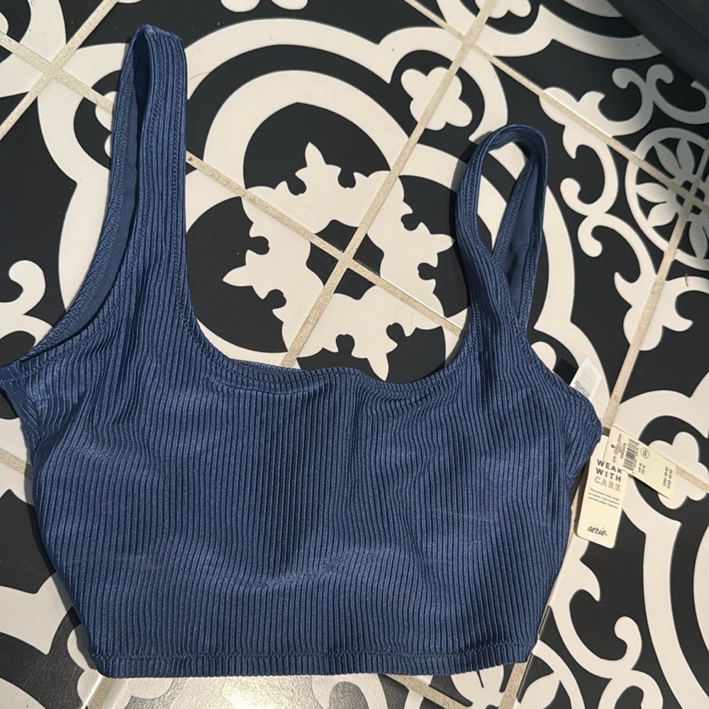 NWT aerie bikini top